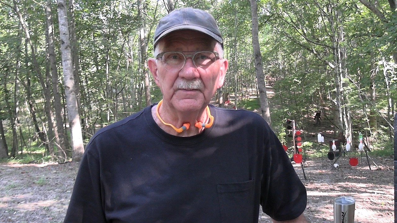 Hickok45 всё ещё снимает видео?