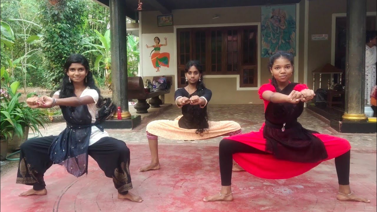 നിങ്ങൾ പറയൂ ഇതിൽ ഏതാ ശെരി | SHALEENA TEACHER | LIFE AT NITHYATHI |