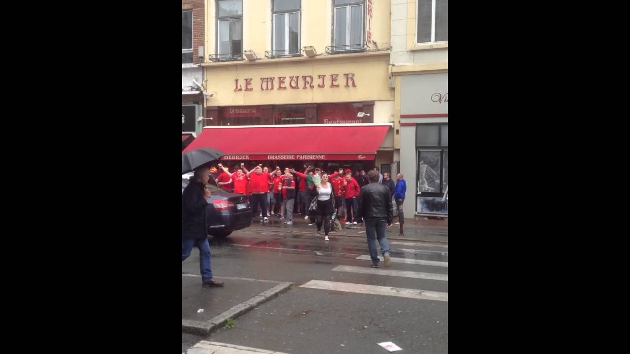 ENGLAND and WALES fans unite EURO 2016