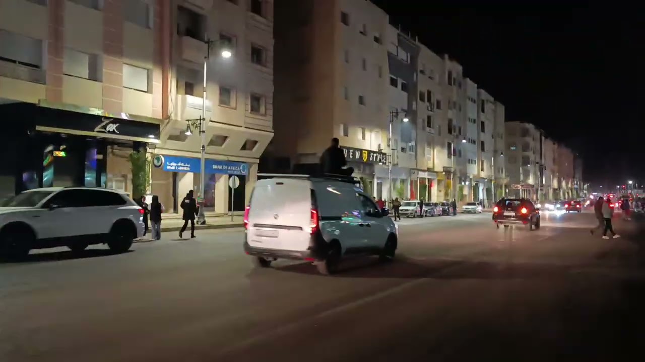احتفال بشارع محمد سادس بمكناس بعد فوز المغرب ضد انجيريا 