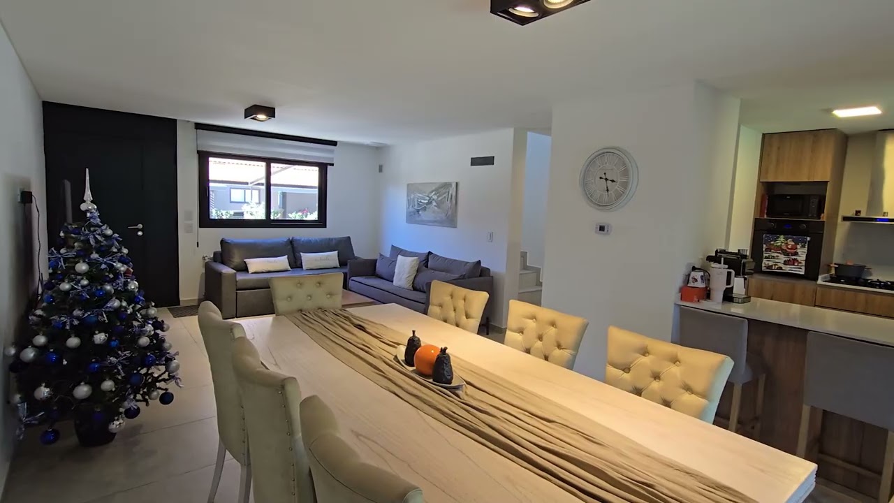 VENTA CASA DE 3 DORM EN BARRIO CERRADO JARDÍN CLARET