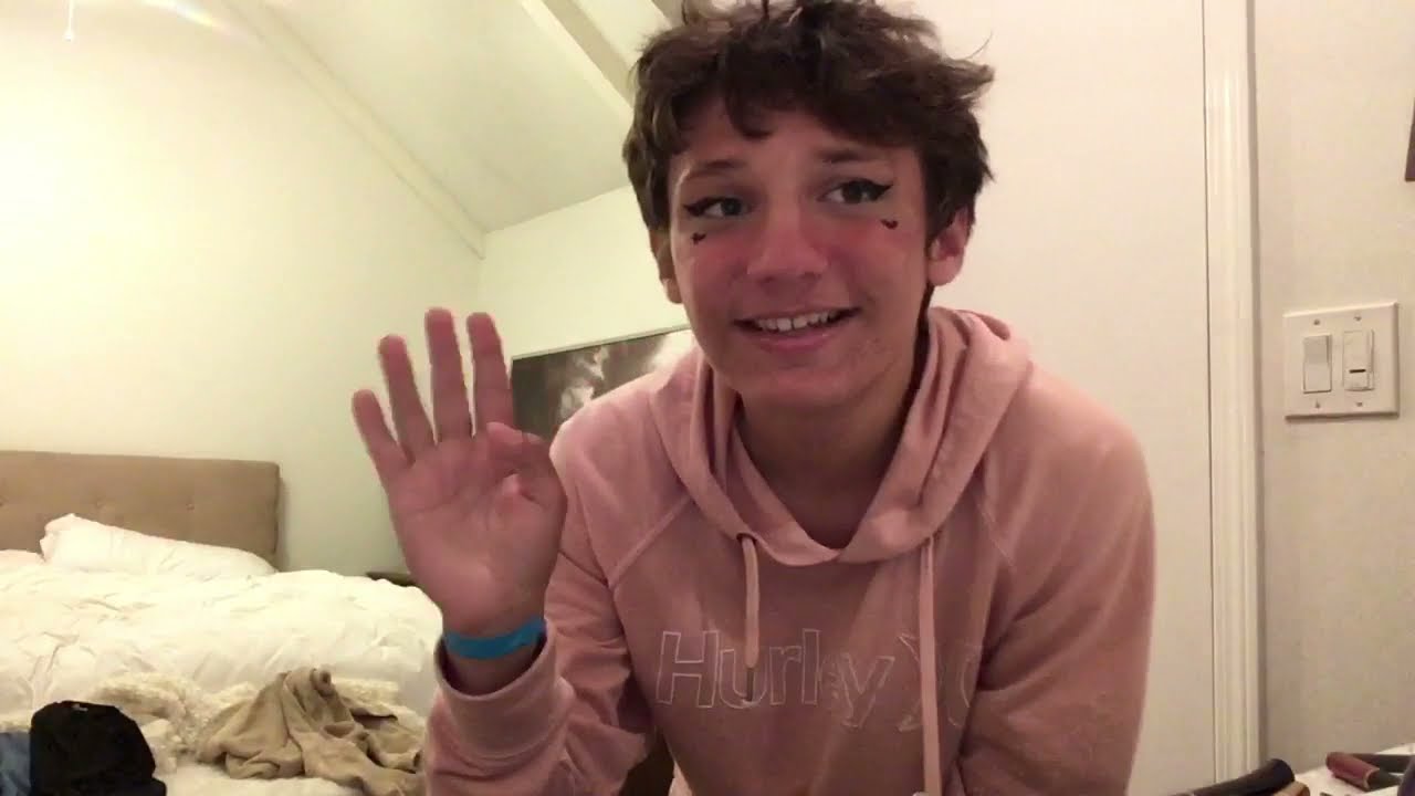 Oliver’s beauty secrets/My makeup routine(Don’t take this seriously)