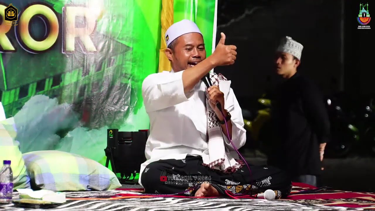 SENANDUNG SYI'R SHOLAWAT USTADZ SYUKRON #alfatahpohtelusukorejo#trangkilfm934multimedia