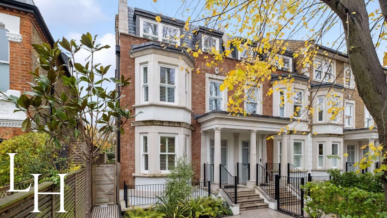 Inside a Modern London Townhouse Inspired by Victorian Architecture