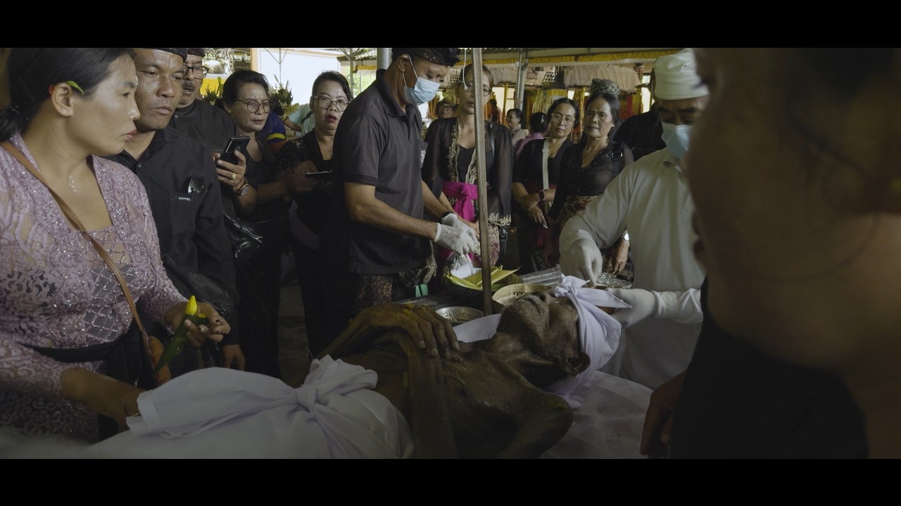 Upacara Kremasi Pekak, I Nyoman Tarik