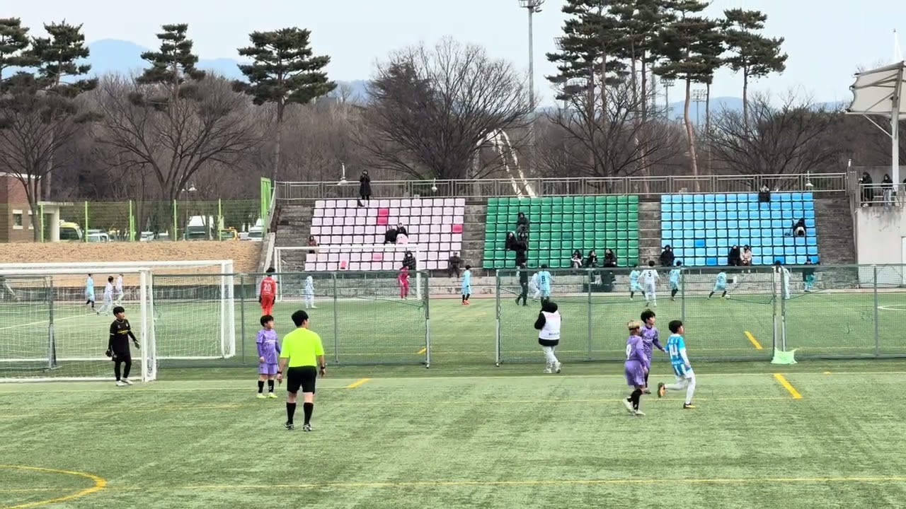 경주 동계 축구 페스티벌 울브스 vs 인천 동남 유나이티드 후반