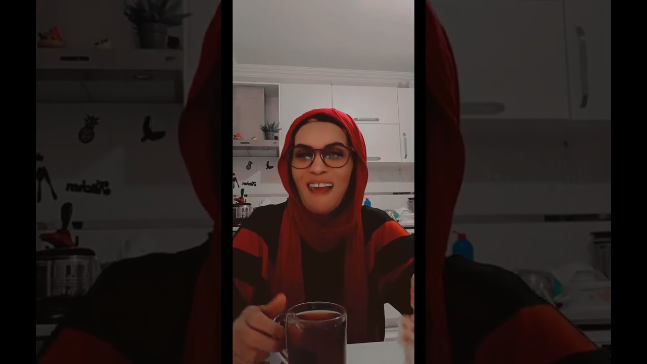 طلعت معايا شابه سيهام