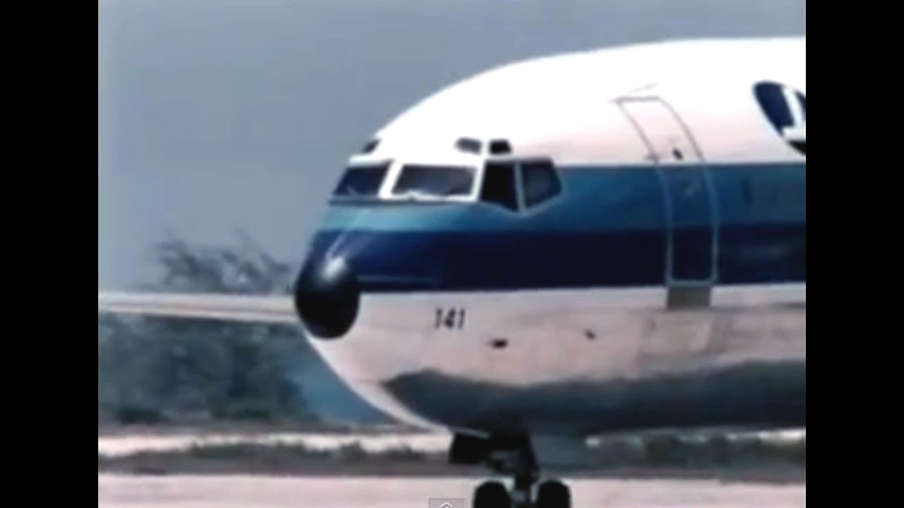 Boeing 727 Jetliner - 