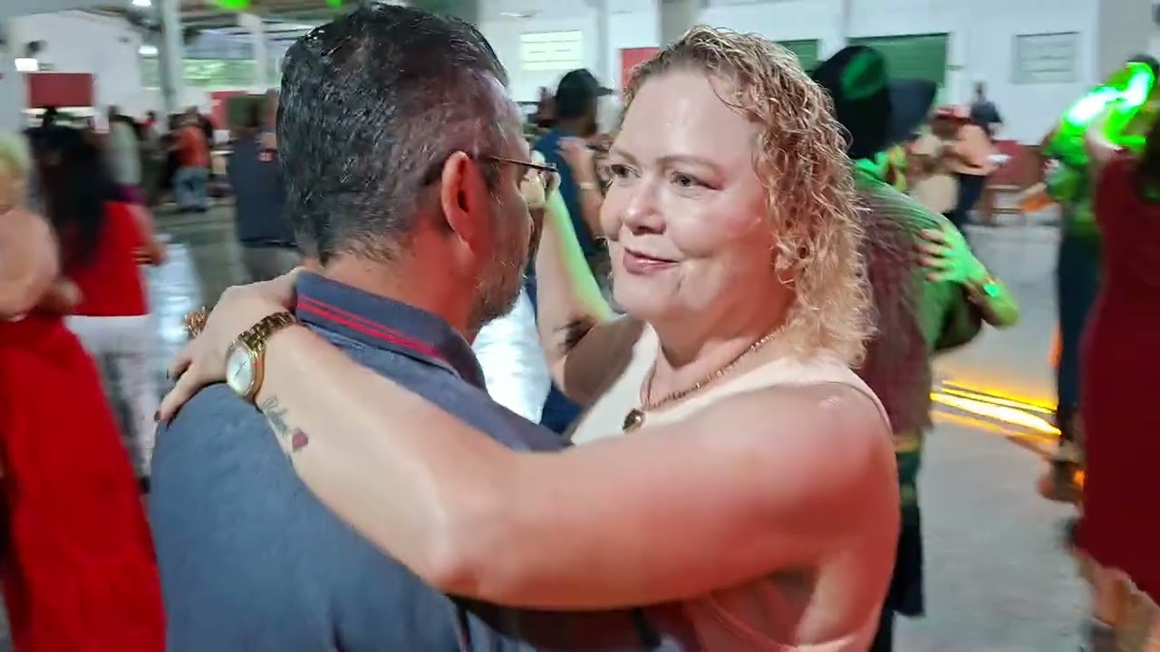Baile da terceira idade de Umuarama clube cci, com Balanço Bom 