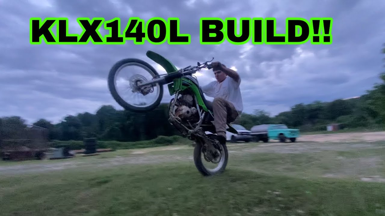 RIDING MY NEW Kawasaki KLX140L DIRTBIKE!!!