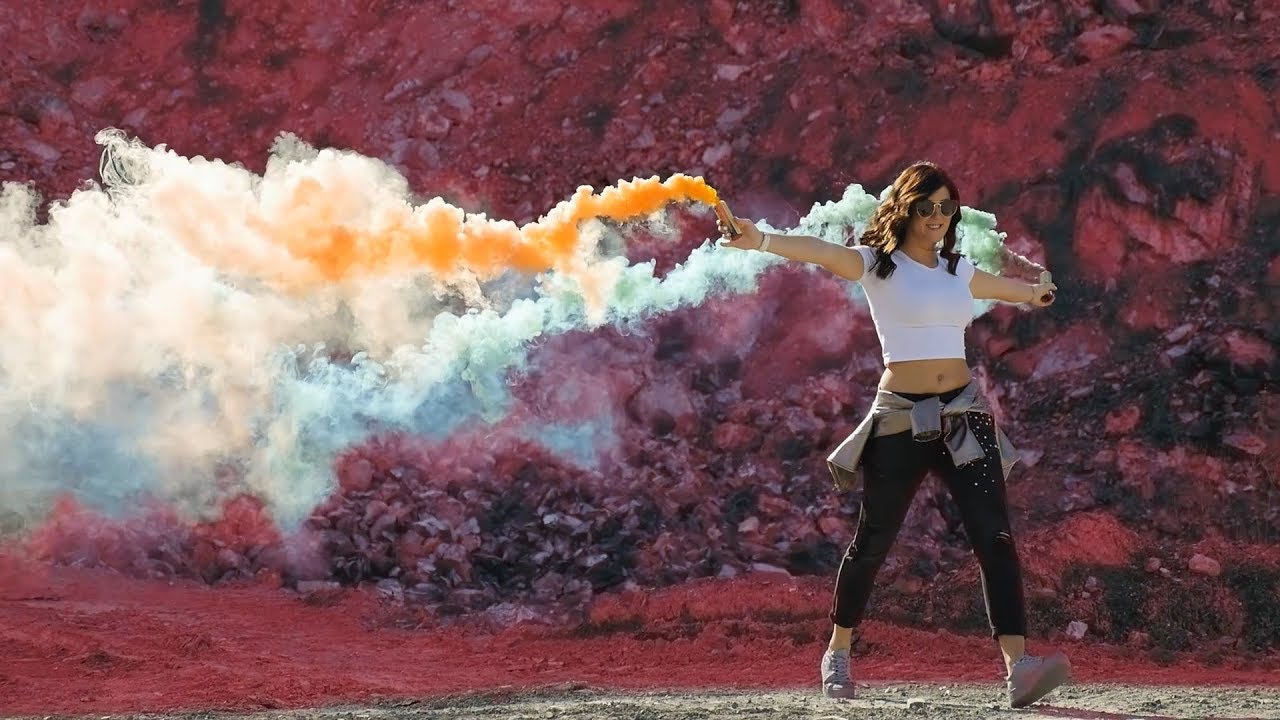 NINA DONELLI feat DJOMLA KS - BOGATI TATA (OFFICIAL VIDEO)