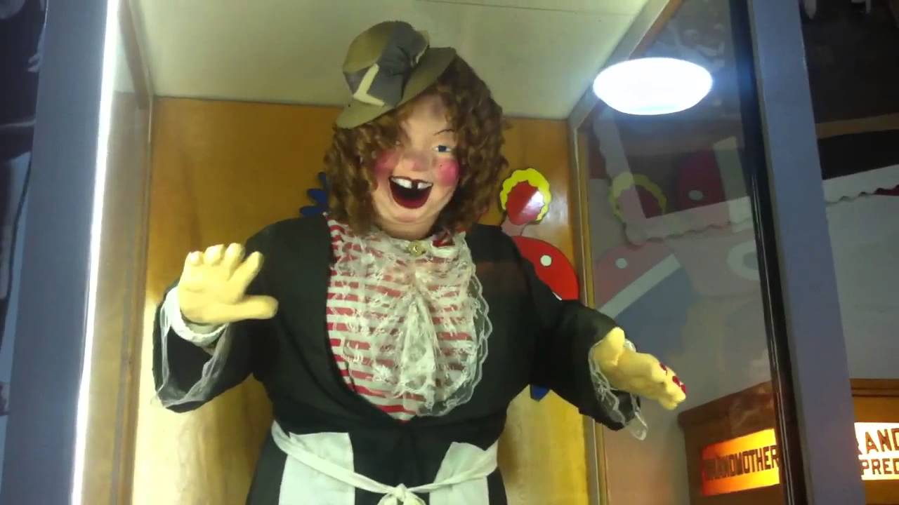 Laughing Sal at Mechanical Museum San Francisco