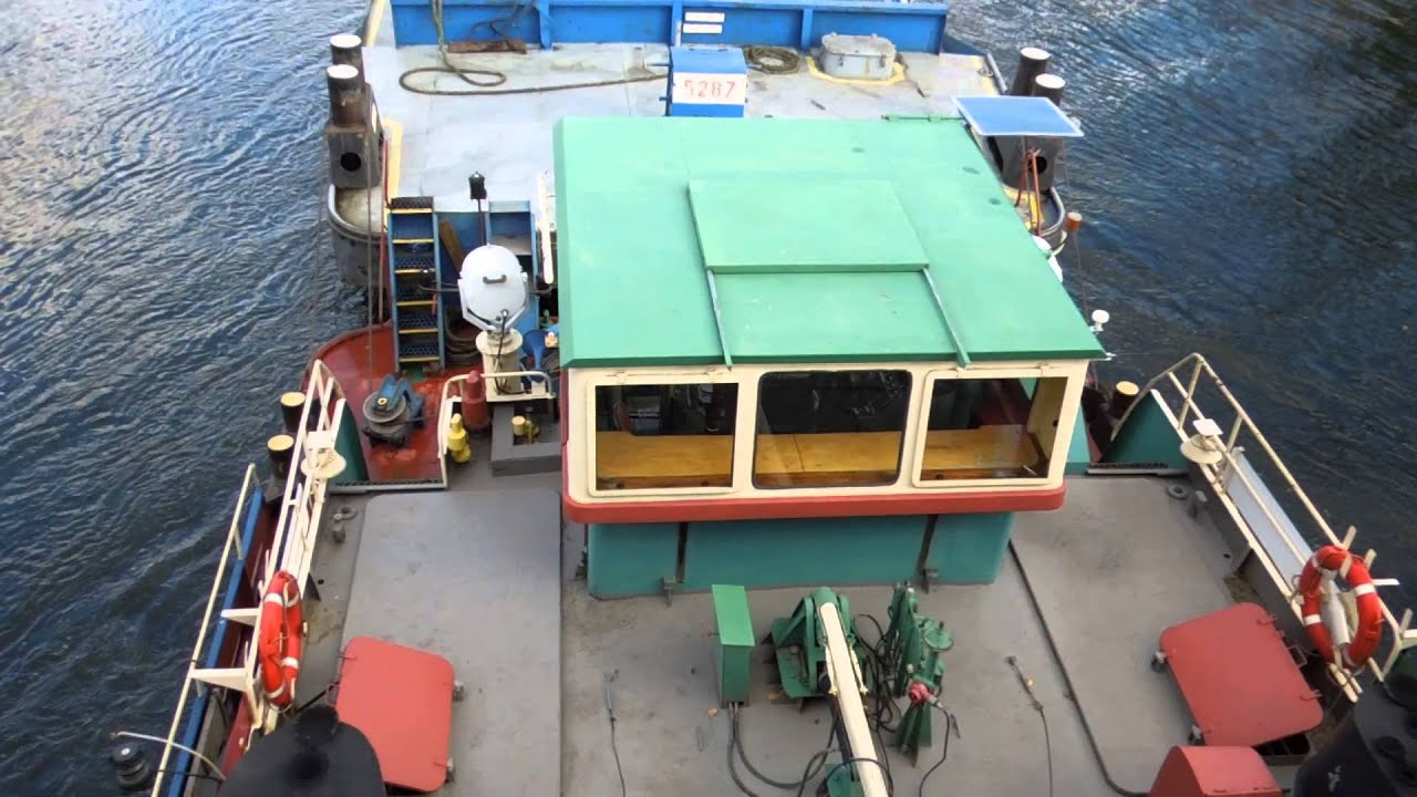 Ein grosses Schiff DSCN1912