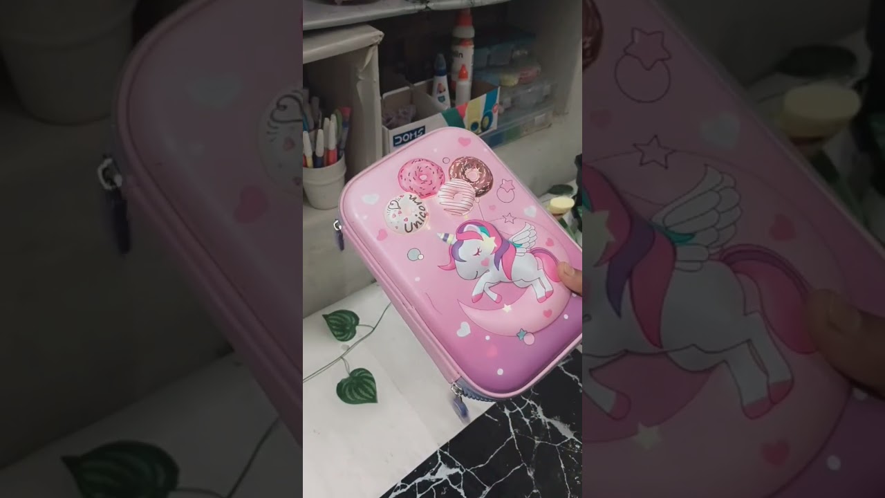Let's unbox my new unicorn pouch 