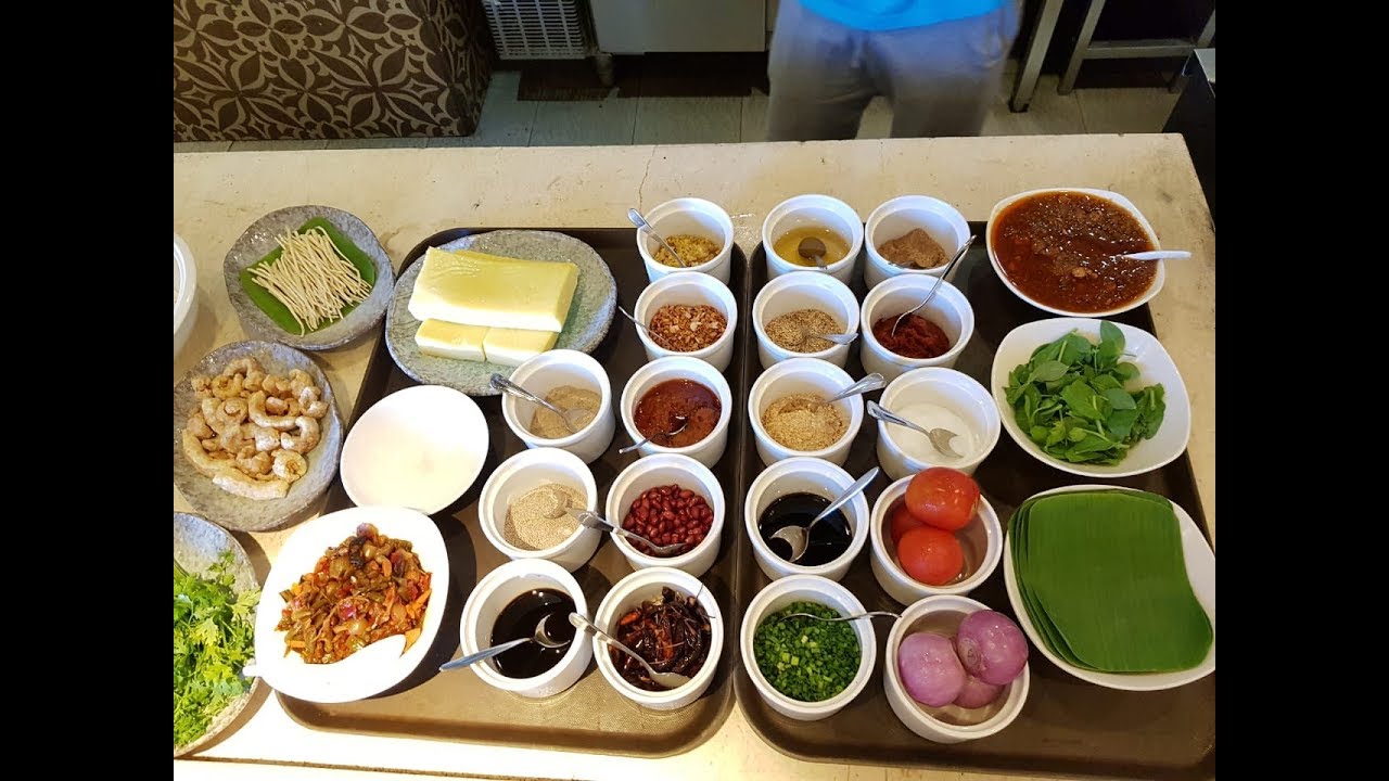 Burmese Cookery - Shan Rice Salad (N'ga t'min jin)