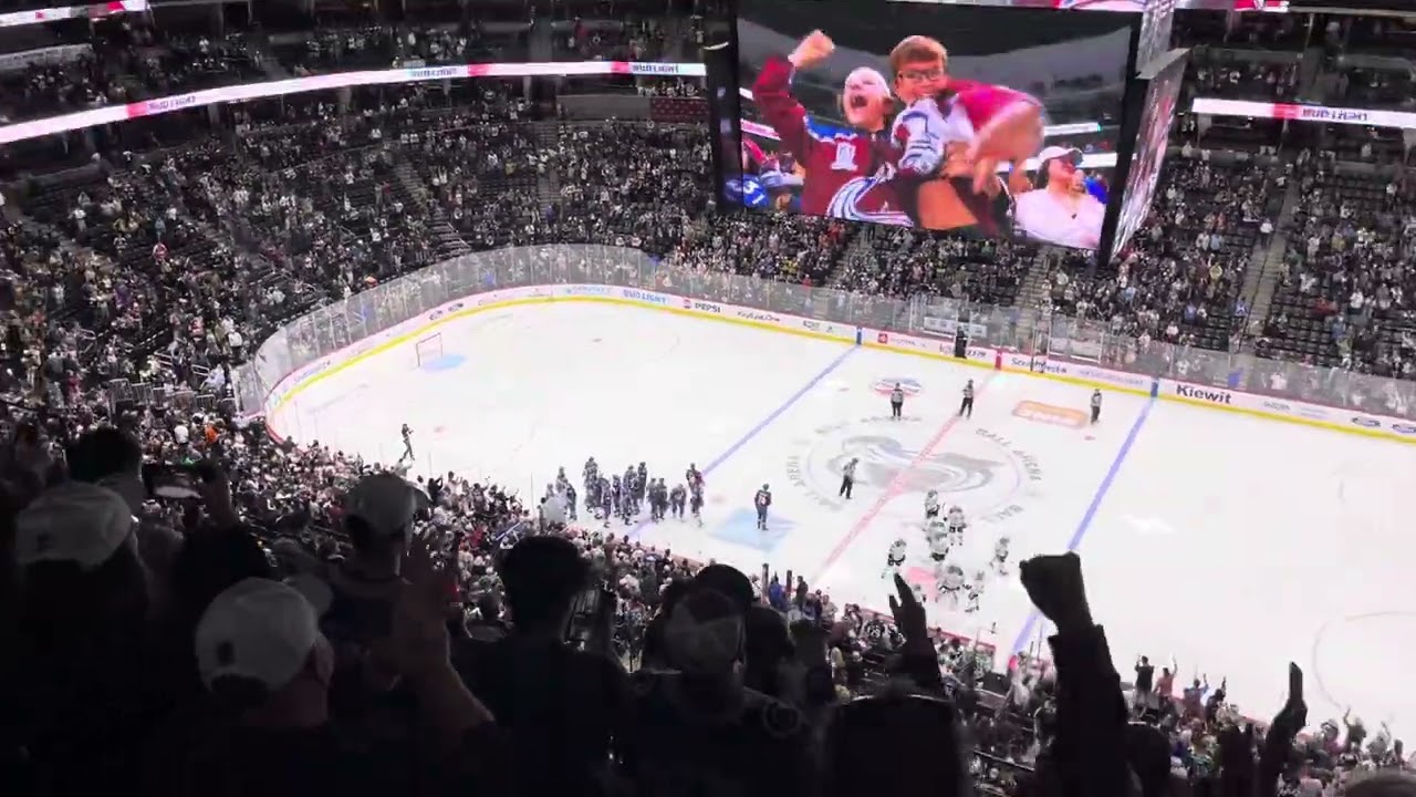 Oskar Olausson scoring the winning Avalanche goal against the Dallas