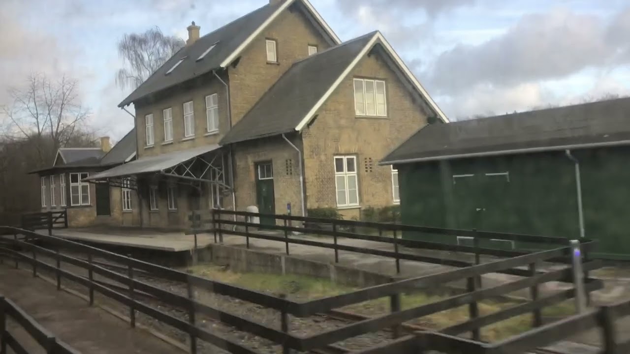 Fredensborg - Snekkersten (Lokaltog Lint)