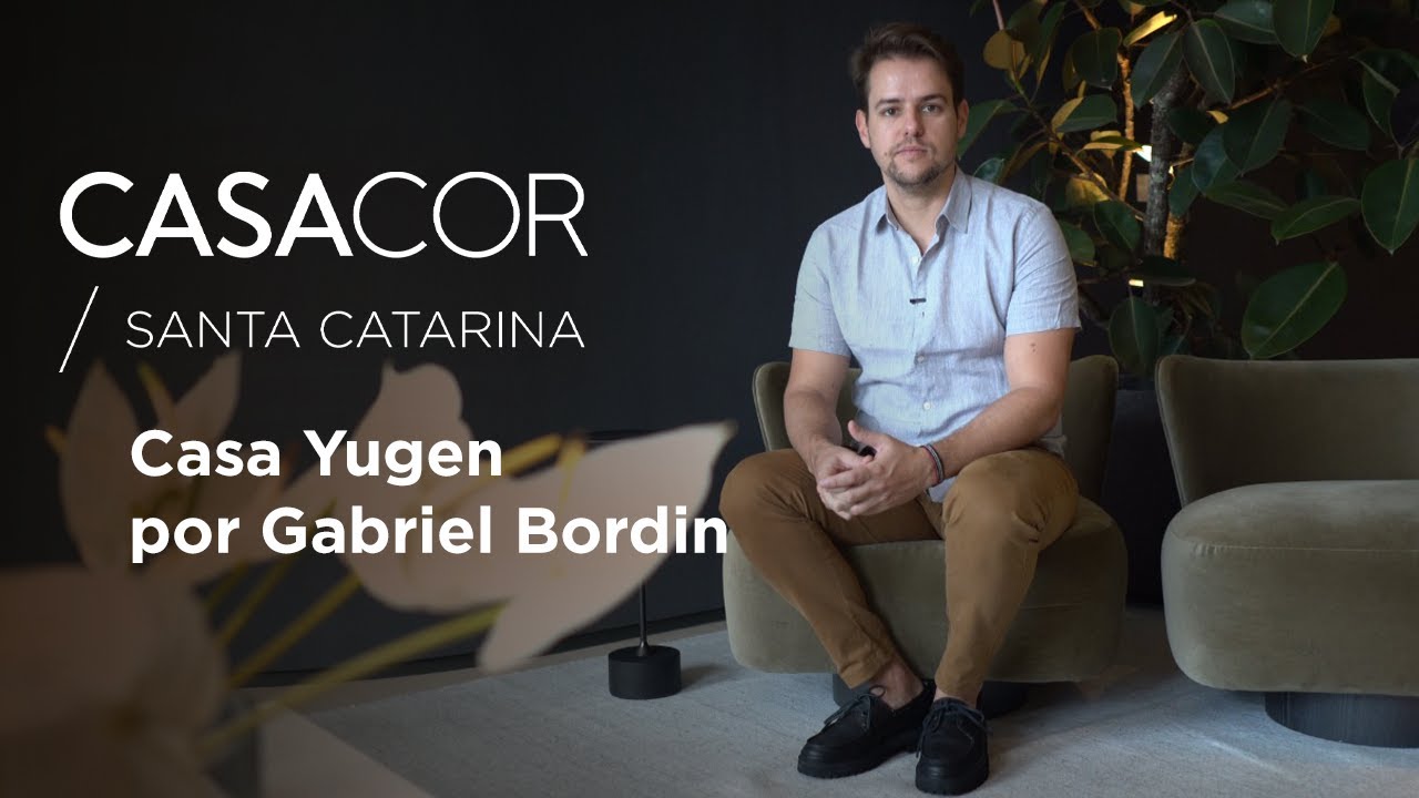 Gabriel Bordin brinca com tons claros e escuros na Casa Yugen Deca