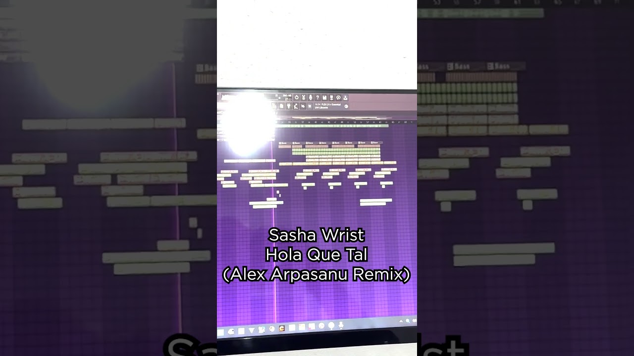 should i drop this remix? 👀 #holaquetal #sashawrist #remix #slaphouse #dance #alexarpasanu