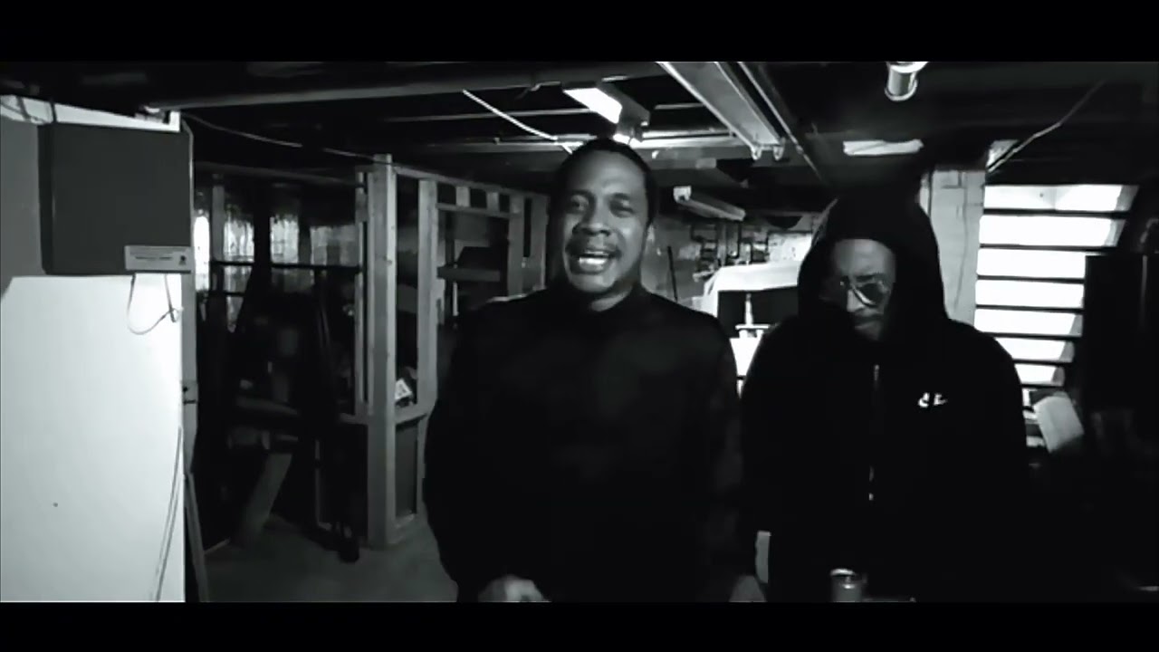 Face The World  - Ft Mike Bucz & Yung  Folkz #NoFucz 