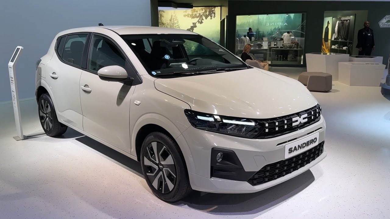 New Dacia Sandero Expression (2026) –Still the Budget King? Interior & Walkaround Brussels Auto Show