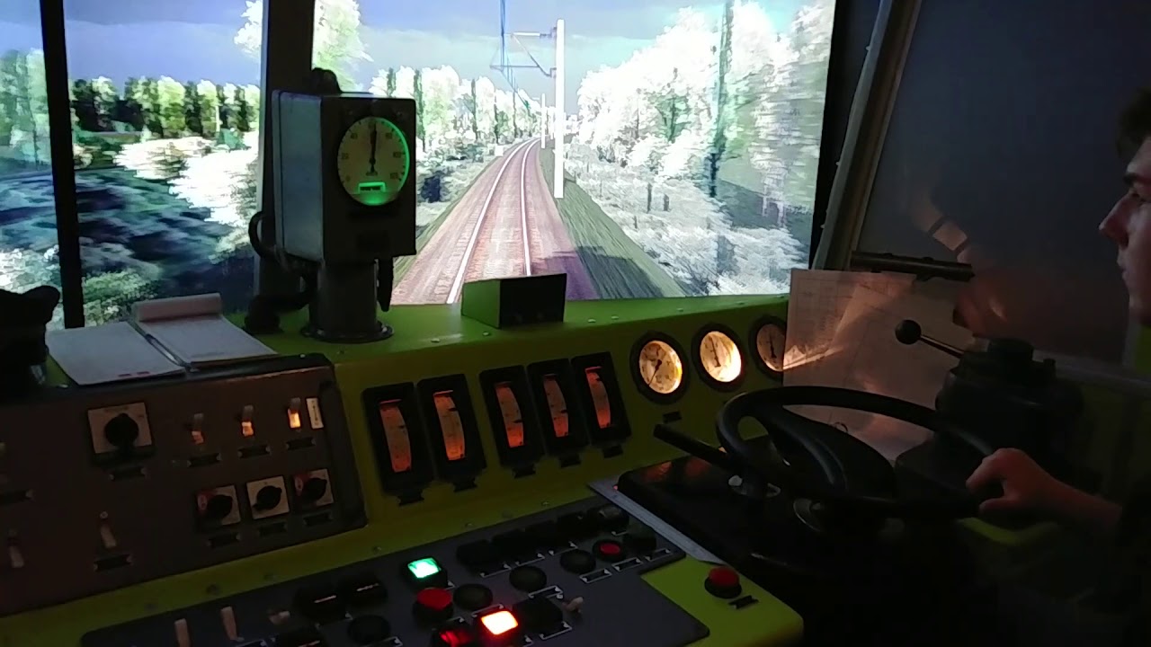 Symulator EU07 w Technikum Transportowym w Sosnowcu