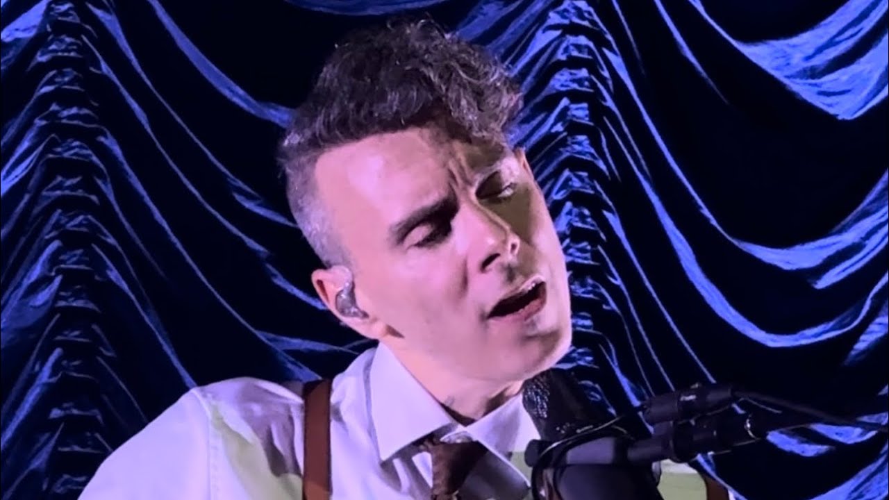 Asaf Avidan - The Labyrinth Song - Budapest 14th December 2023