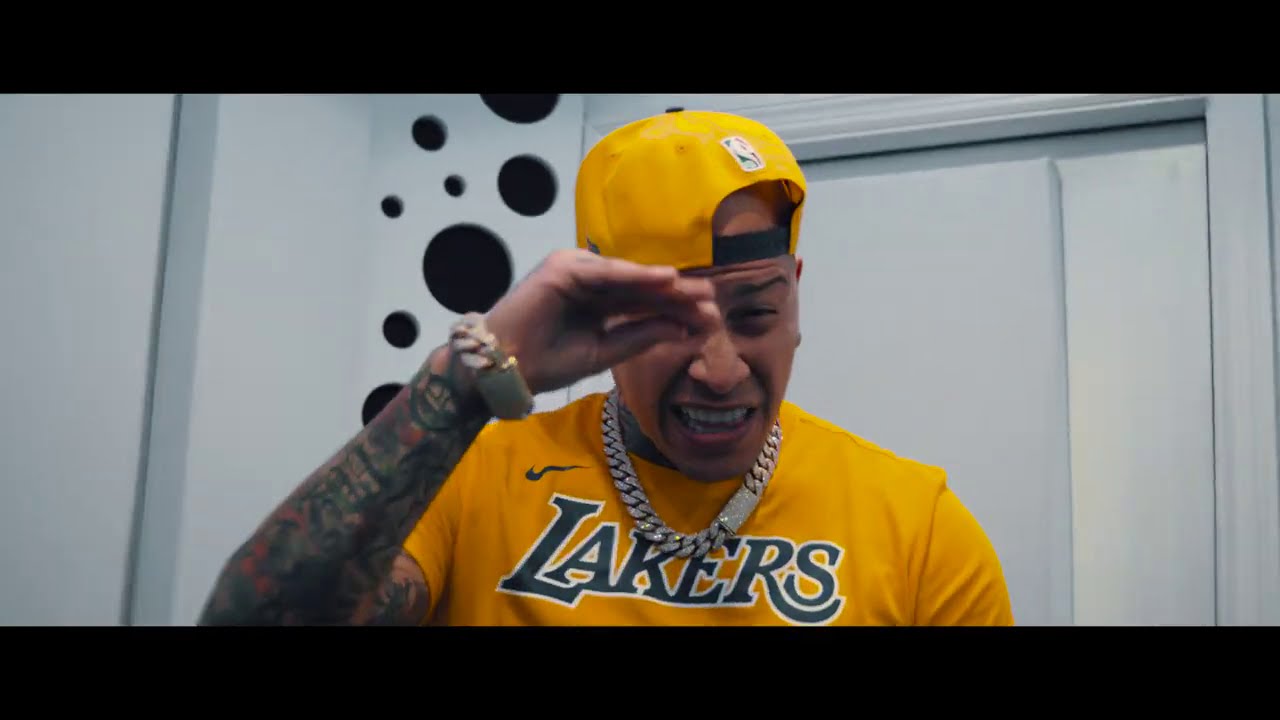 El Chulo Ft Yomil y El Dany - T&uacute; Est&aacute;s En Mi (Video Oficial)