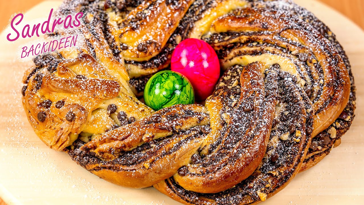 Nusskranz backen - Hefeteig mit Schokofüllung weich und fluffig | Osterkranz backen