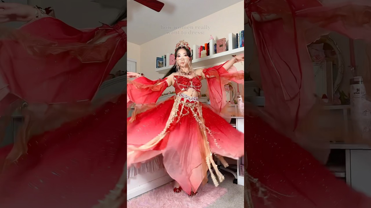 This is how women WANT to dress: #fairydress #butterflydress #fairycore #dunhuang #chinesedress