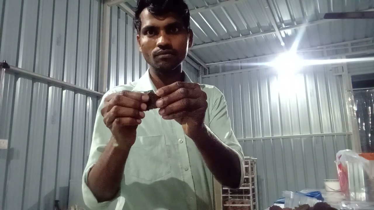 दोस्तों ये मेरा न्यू बेकरी opening का वीडियो है कृप्या हमारे चैनल को सब्सक्राइब जरूर करें 🤗