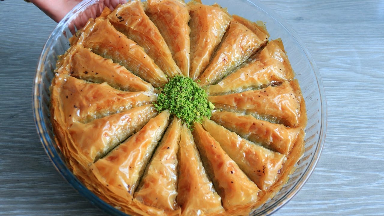 İFTARA VE BAYRAMA BOMBA GİBİ HAVUÇ DİLİMİ BAKLAVASI YAPIN ✅Hazır Yufka ile Havuç Dilimi   💯BAKLAVA
