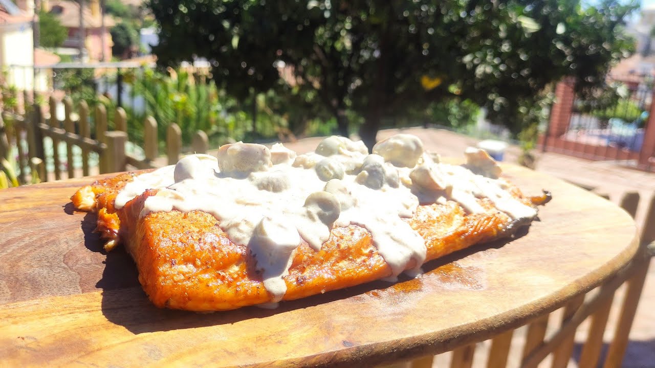 SALMÓN AHUMADO en ahumador Casero, con salsa de Nata 🔥💪