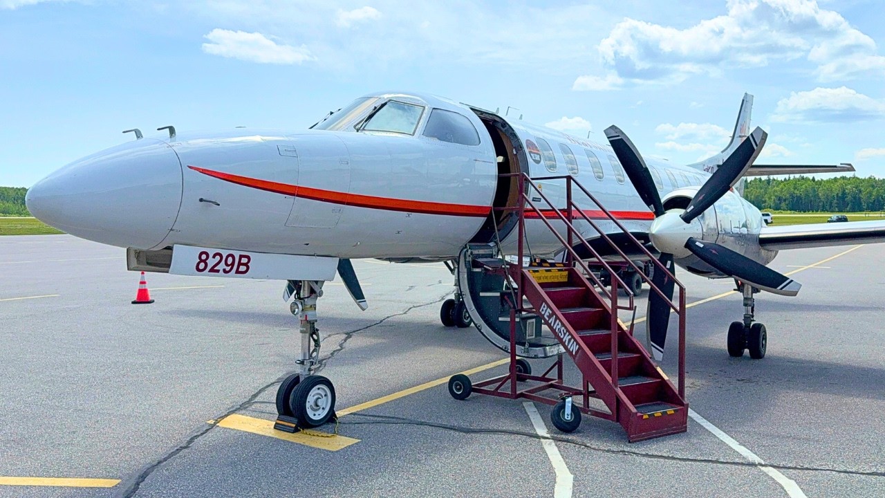 BEARSKIN AIRLINES METROLINER | Red Lake - Sioux Lookout | Flight Review