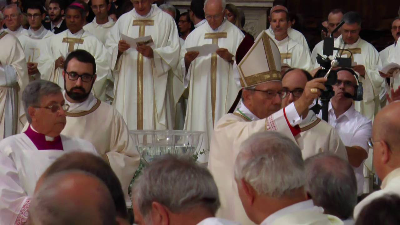 Celebrazione Eucaristica dedicazione altare e saluto al Vescovo Roberto Busti
