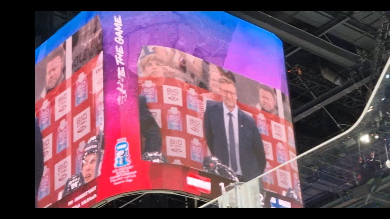 Jukka Jalonen saapuu myöhässä MM-matsiin