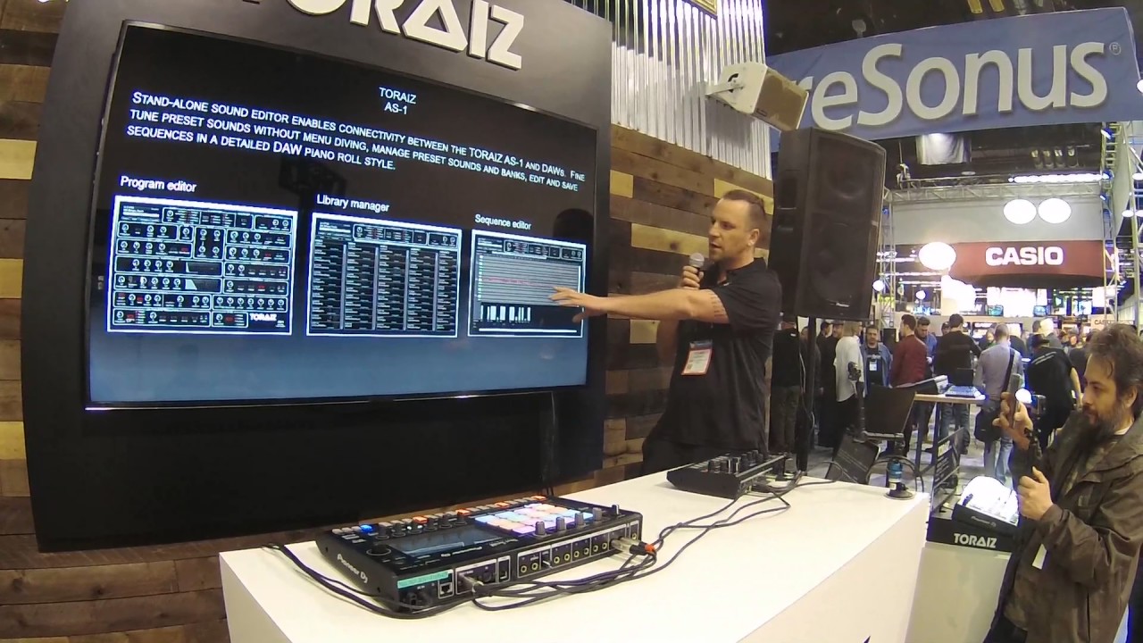 NAMM 2017 Pioneer DJ Toraiz AS-1 Analog Monophonic Synth