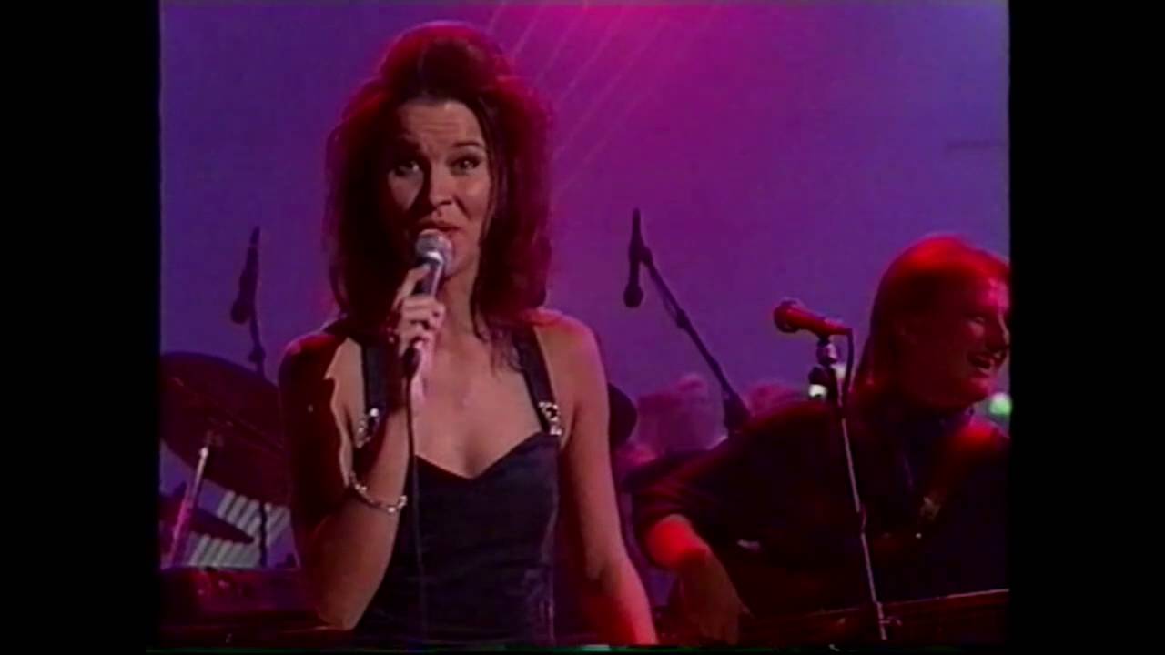 Arja Koriseva - Hymyhuulet (live 1993)