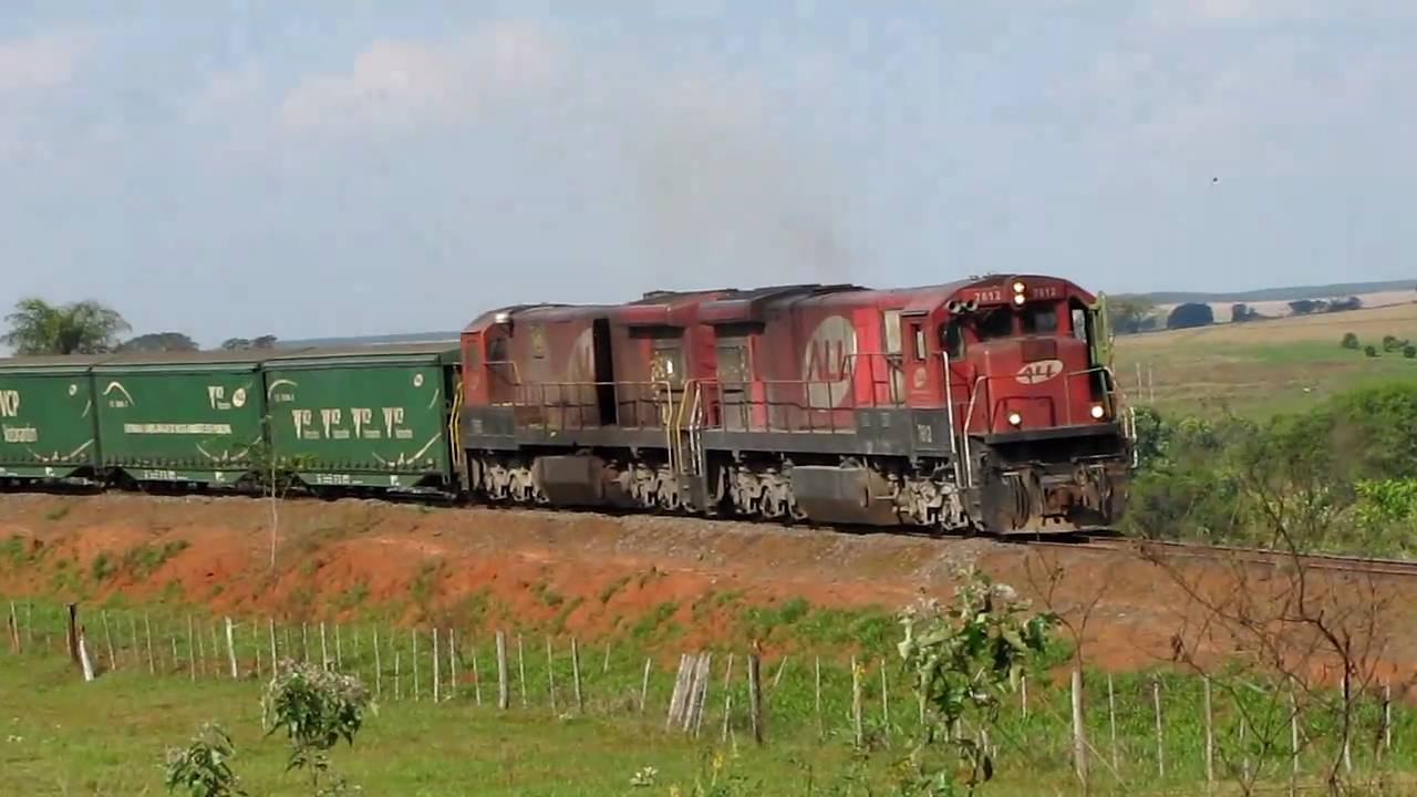 Trem de tração distribuída ALL na passagem de nível HD