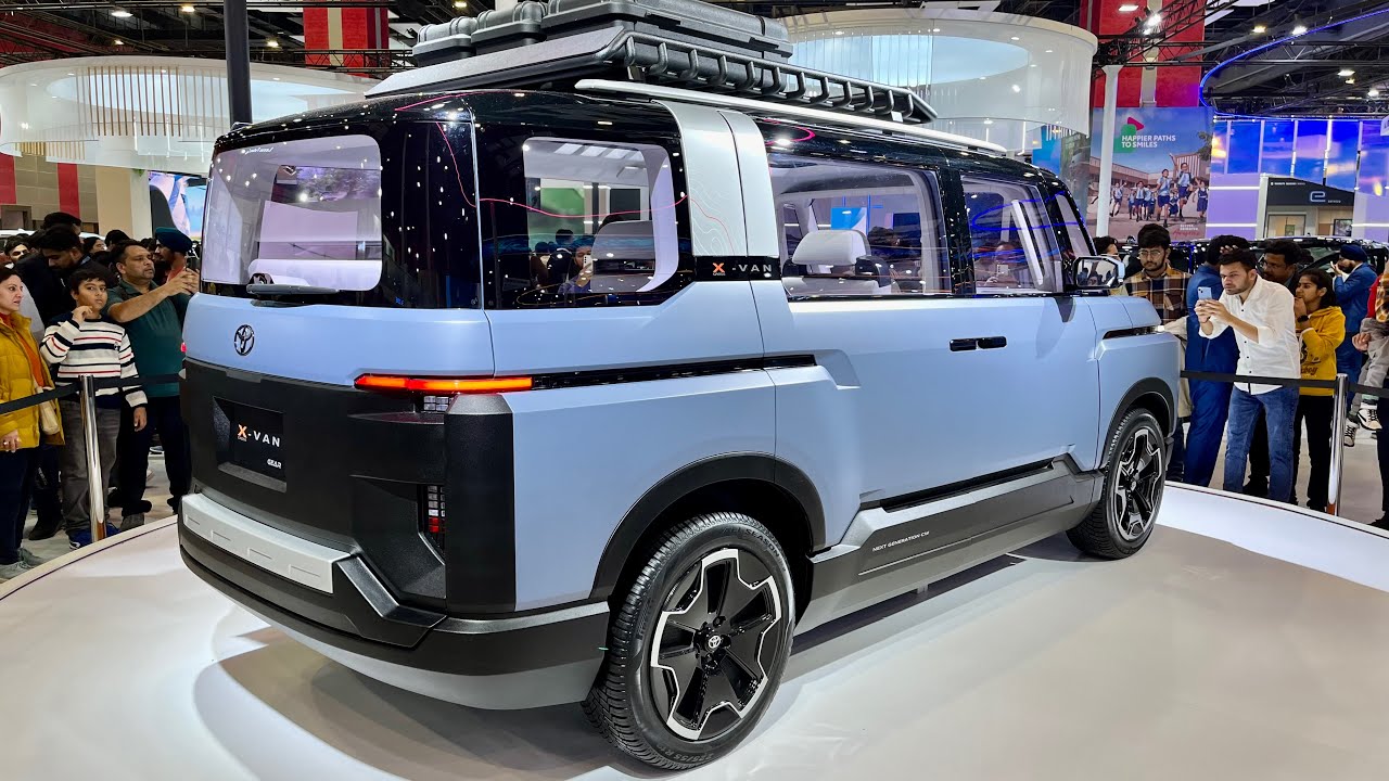 Новый Toyota X-van Gear 2025 года &mdash; лучший просторный минивэн