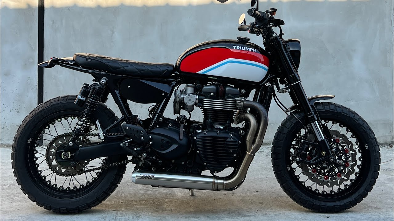 Triumph ttr1200 จัดเต็ม ของแต่งแน่นๆ