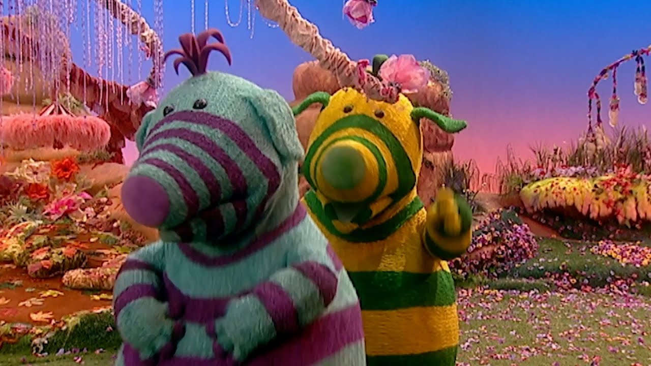 Row Row Row Your Boat EXTENDED VERSION 🎶 The Fimbles and Roly Mo Songs for Kids