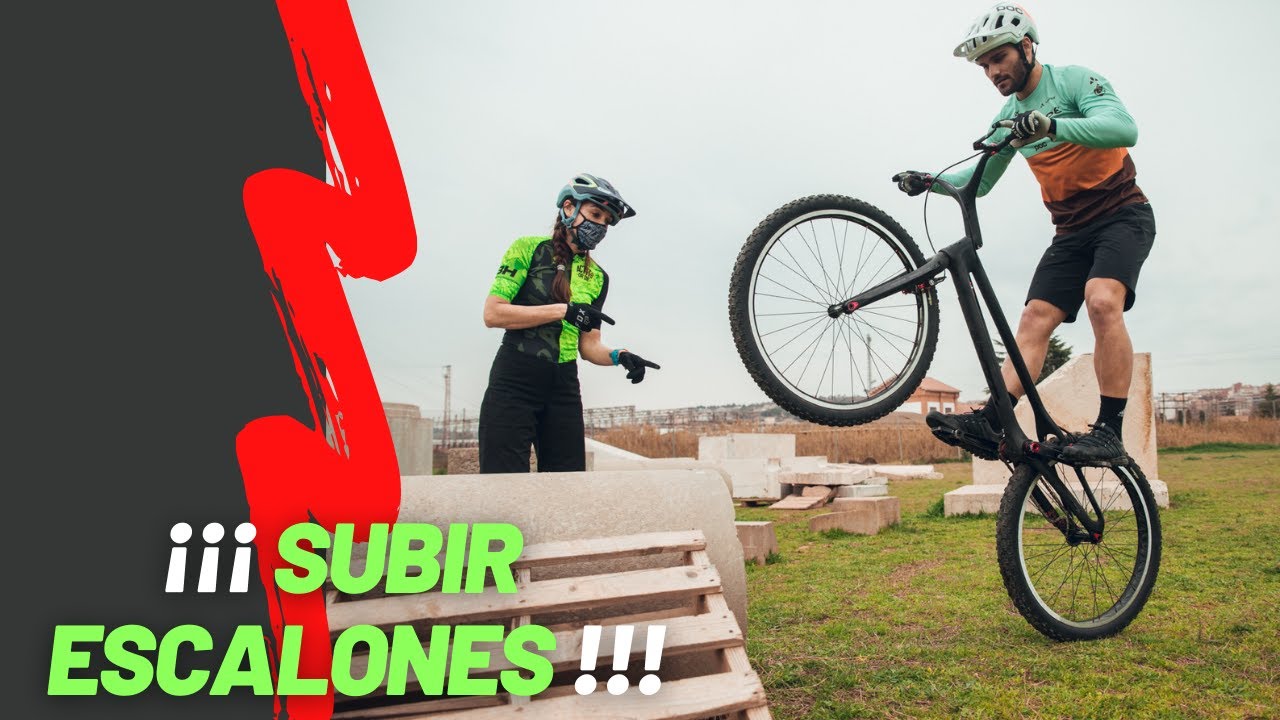 Cómo subir escalones con golpe de pedal. Técnica de MTB | con Pol Tarres