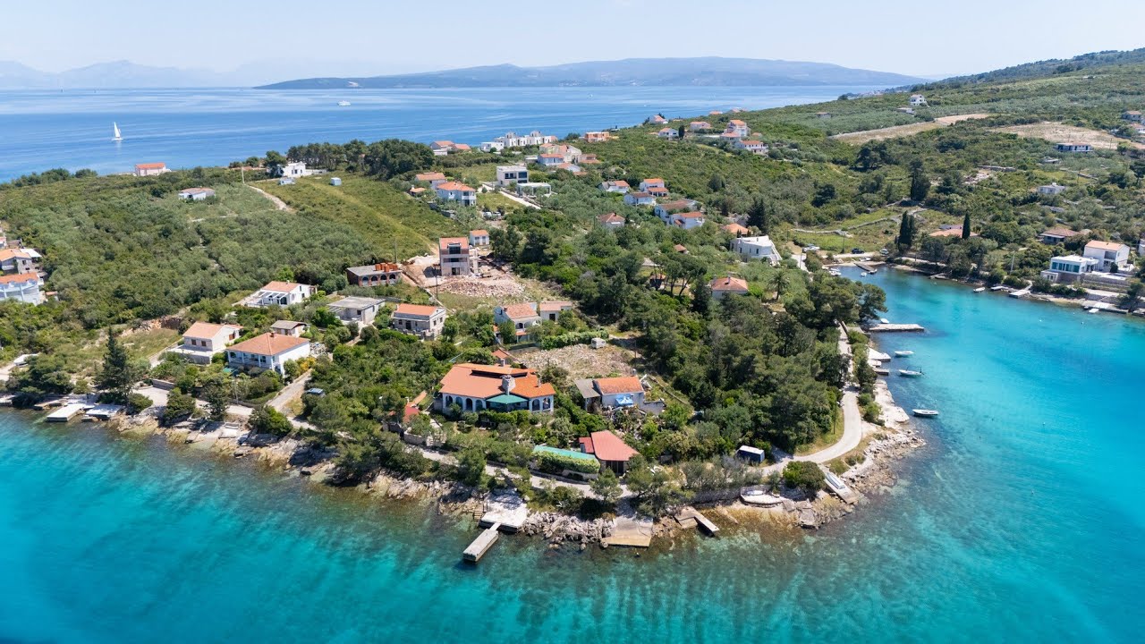 Solta island, Necujam, building plot for sale with sea view, 200 m from sea line