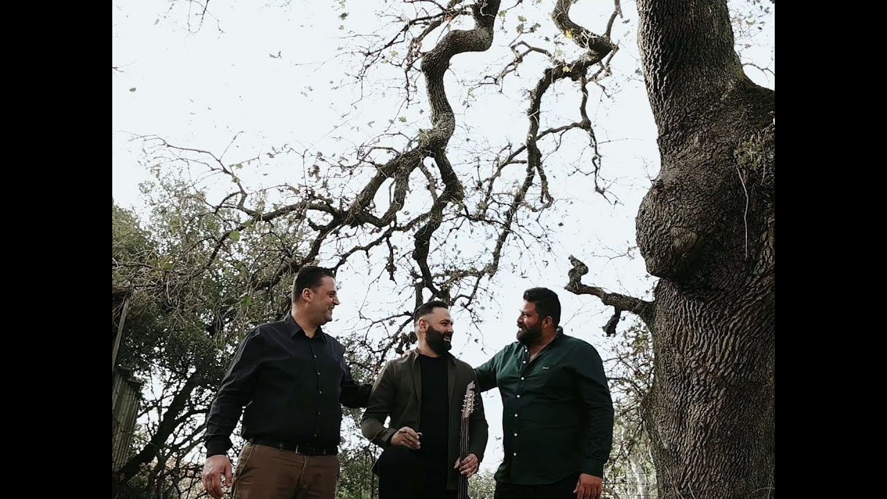 Κατώφιλιο - Κώστας Σαριδάκης/Φραγκιός Παπαδογιαννάκης/Λευτέρης Χριστοδουλάκης