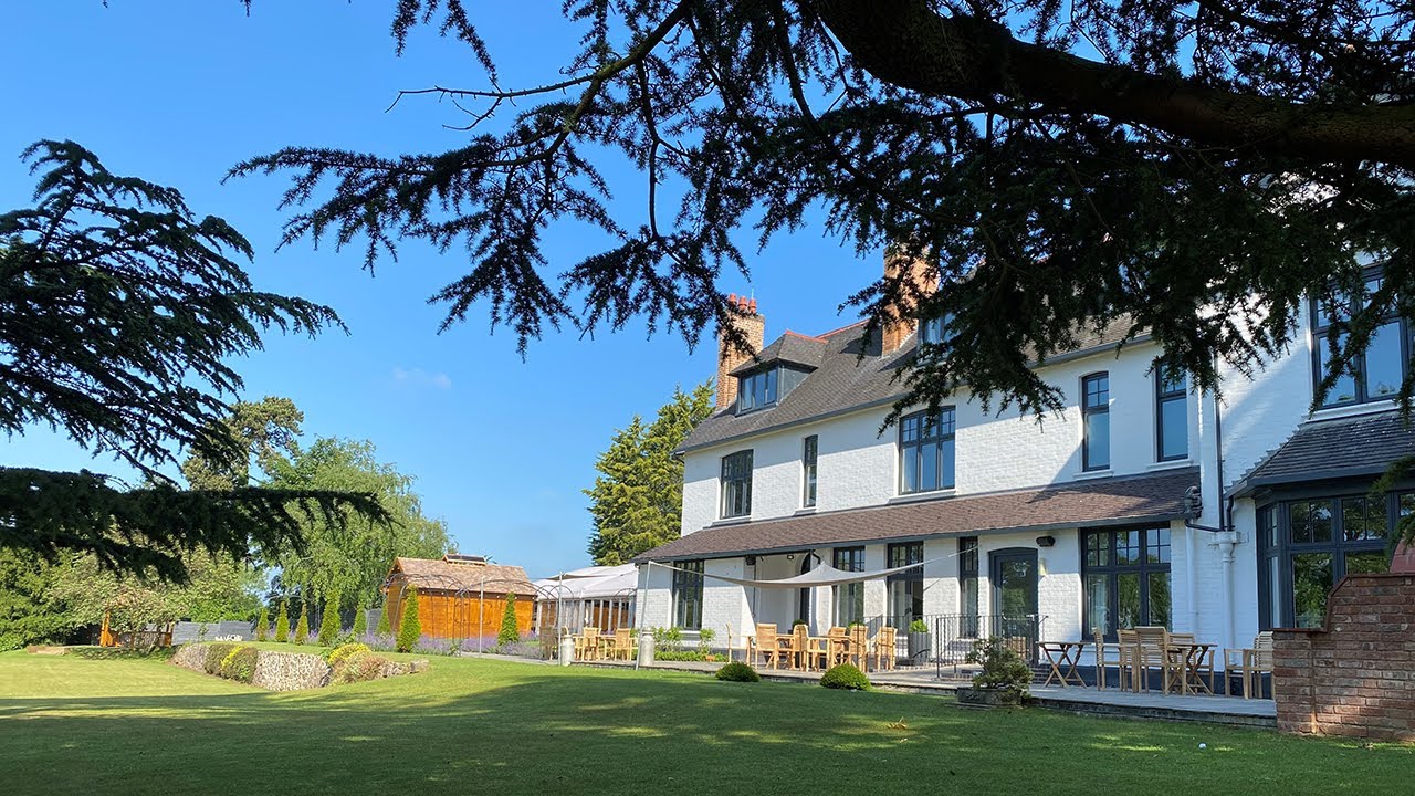 Ashton Lodge Wedding Venue Gallery