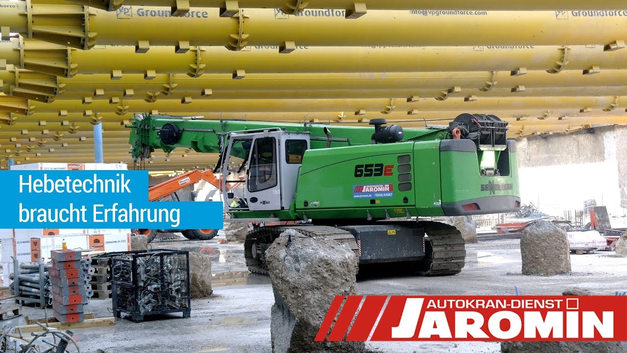 Der Raupenteleskopkran SENNEBOGEN 653R