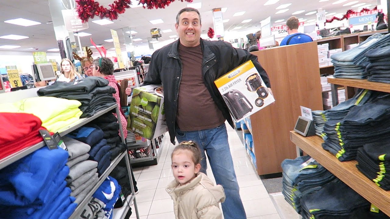 BLACK FRIDAY NOS ESTADOS UNIDOS - Flavia Calina