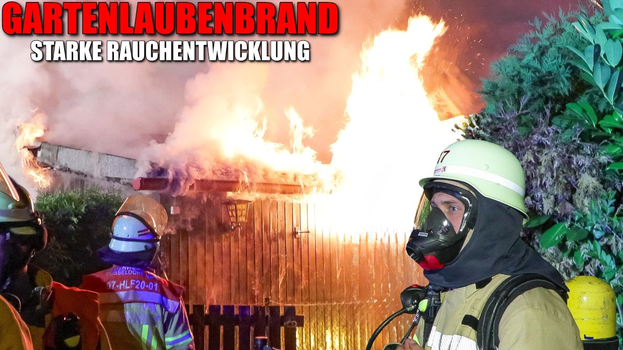 [GARTENLAUBE IN VOLLBRAND!] - Flammen & starke Rauchentwicklung ~ Feuerwehr Düsseldorf -