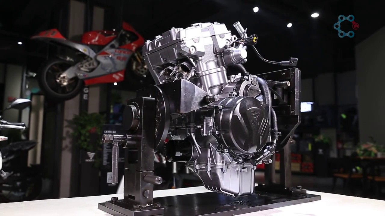 Loncin VOGE KE500 engine disassembly part 1